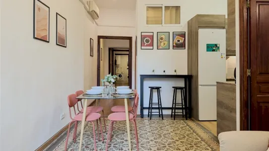 Rooms in Barcelona Ciutat Vella - photo 4