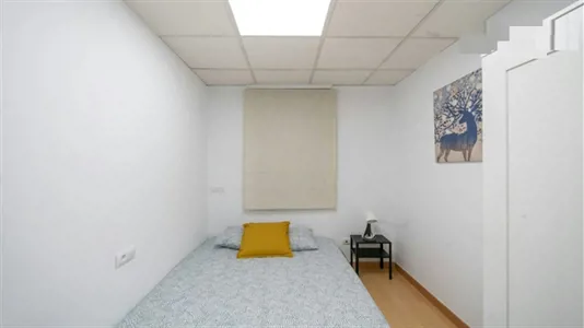 Rooms in Valencia Ciutat Vella - photo 1