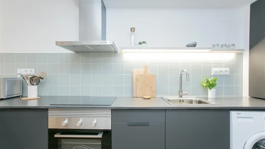 Apartments in Barcelona Ciutat Vella - photo 8