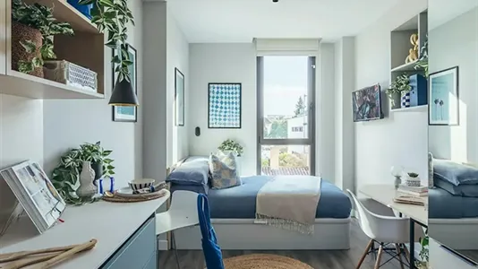 Apartments in Los Bermejales - photo 1