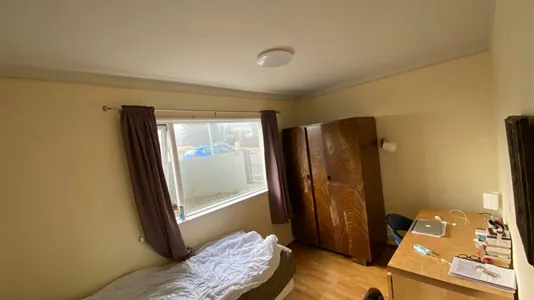 Rooms in Reykjavík Hlíðar - photo 1