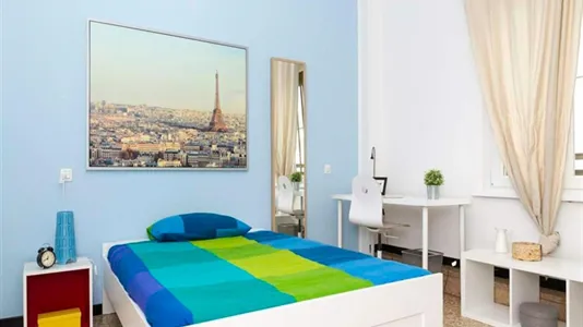 Rooms in Milano Zona 8 - Fiera, Gallaratese, Quarto Oggiaro - photo 7