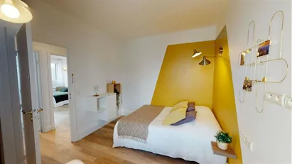 Room for rent in Nanterre, Île-de-France