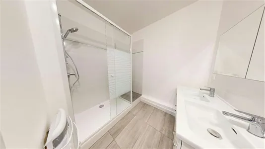 Rooms in Lyon - photo 6