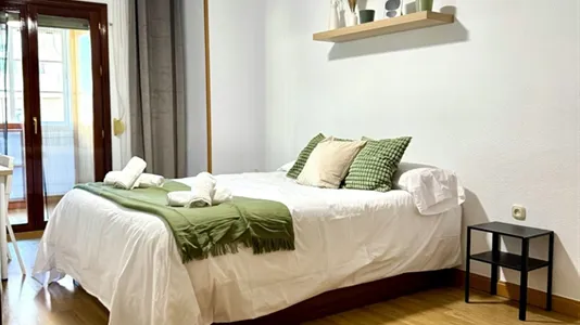 Rooms in Málaga - photo 3