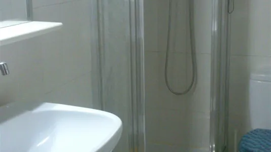 Rooms in Terrassa - photo 5