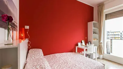 Room for rent in Milano Zona 2 - Stazione Centrale, Gorla, Turro, Greco, Crescenzago, Milan