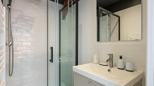 Apartments in Paris 18ème arrondissement - Montmartre - photo 4