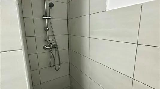 Rooms in Burjassot - photo 4