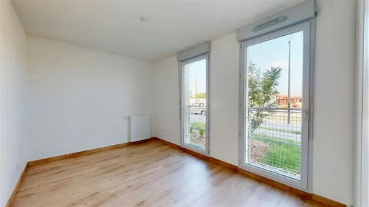 Apartments in Toulouse - photo 4