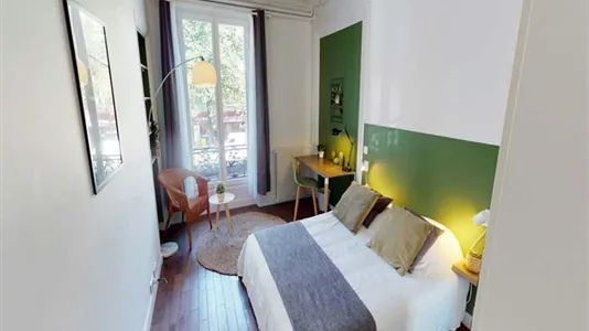 Rooms in Paris 8ème arrondissement - photo 4