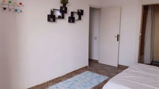 Rooms in Barcelona Ciutat Vella - photo 5