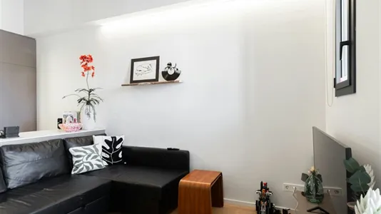 Apartments in Barcelona Sant Martí - photo 9