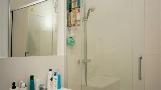 Rooms in Barcelona Eixample - photo 9