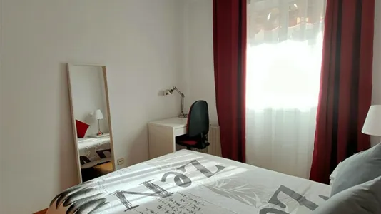 Rooms in Alcalá de Henares - photo 2