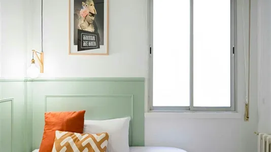 Rooms in Madrid Centro - photo 1