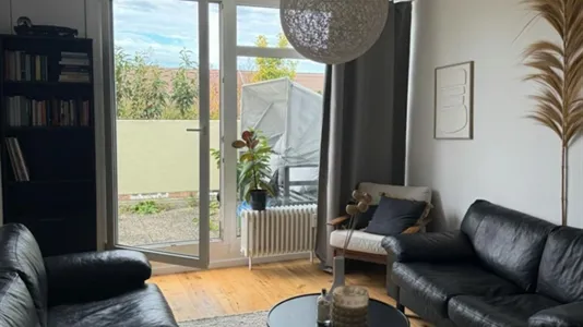 Apartments in Location is not specified - photo 2