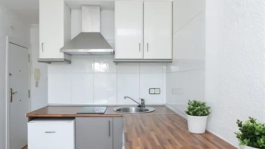 Apartments in Barcelona Ciutat Vella - photo 6