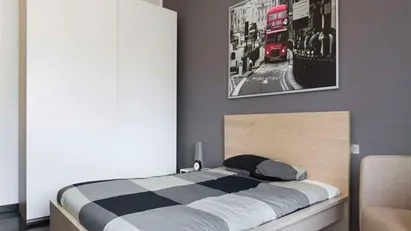 Room for rent in Milano Zona 2 - Stazione Centrale, Gorla, Turro, Greco, Crescenzago, Milan