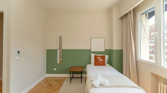 Rooms in Madrid Chamberí - photo 9