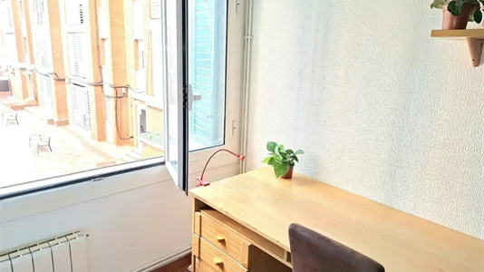 Rooms in Barcelona Sants-Montjuïc - photo 5