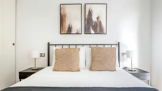 Apartments in Barcelona Eixample - photo 10