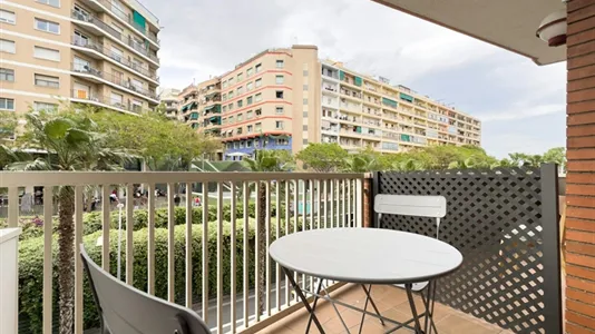 Rooms in Barcelona Eixample - photo 4