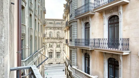Apartments in Barcelona Ciutat Vella - photo 4