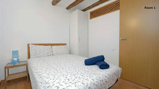 Rooms in Barcelona Ciutat Vella - photo 2