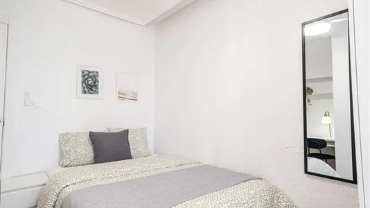 Rooms in Godelleta - photo 4