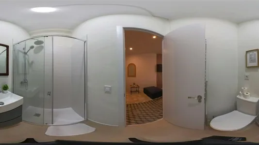 Rooms in Madrid Chamberí - photo 4