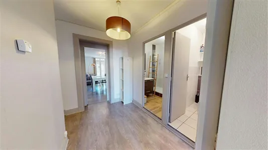 Rooms in Saint-Étienne - photo 8
