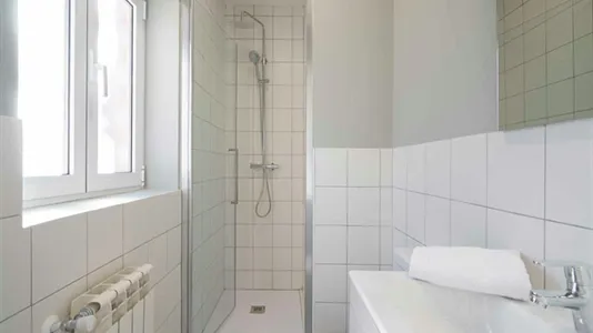 Rooms in Madrid Chamberí - photo 10