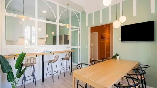 Rooms in Madrid Chamberí - photo 9