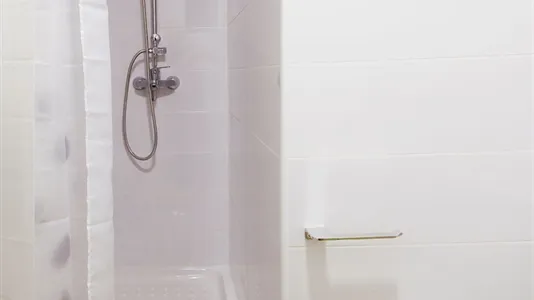 Apartments in Madrid Chamberí - photo 8