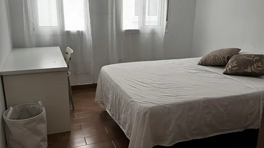 Rooms in Málaga - photo 5