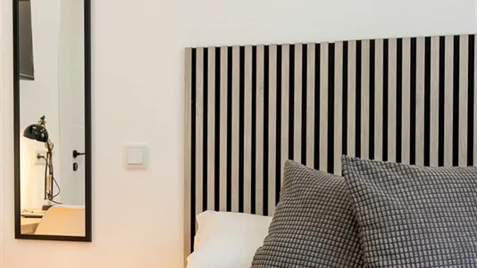 Rooms in Madrid Moncloa-Aravaca - photo 5