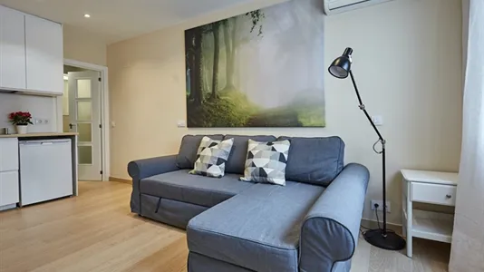 Apartments in Madrid Chamberí - photo 6