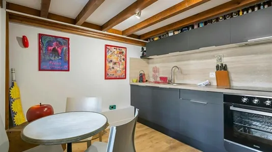 Apartments in Lyon - photo 8