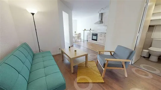 Rooms in Lyon - photo 4