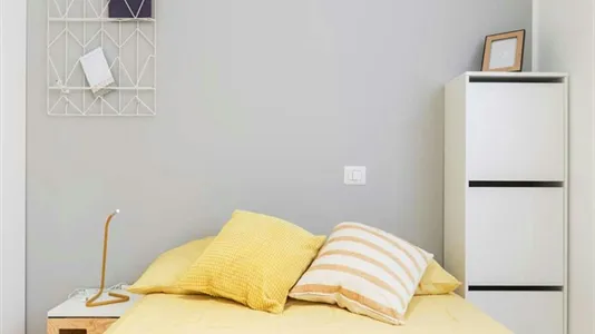 Rooms in Milano Zona 5 - Vigentino, Chiaravalle, Gratosoglio - photo 3