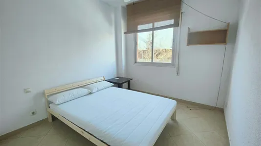 Rooms in Los Bermejales - photo 6