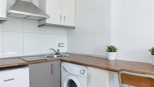 Apartments in Barcelona Ciutat Vella - photo 9