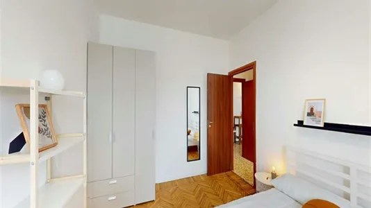 Rooms in Milano Zona 8 - Fiera, Gallaratese, Quarto Oggiaro - photo 3