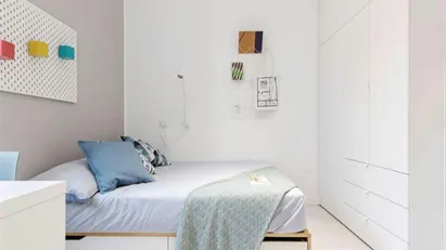 Room for rent in Milano Zona 5 - Vigentino, Chiaravalle, Gratosoglio, Milan