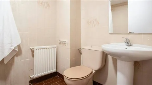 Rooms in Madrid Hortaleza - photo 8