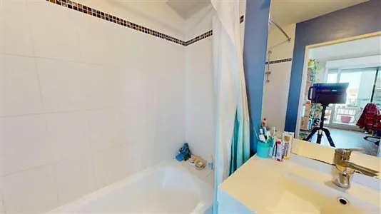 Apartments in Bordeaux - photo 7