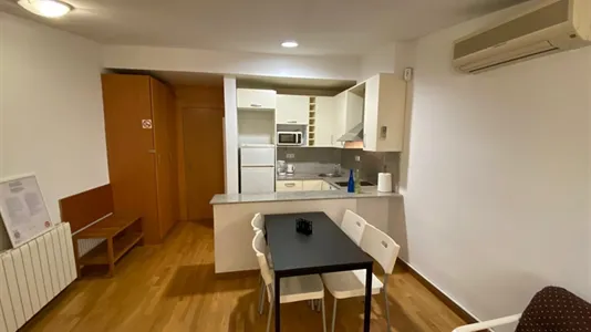 Apartments in Barcelona Ciutat Vella - photo 5