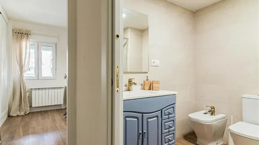 Rooms in Madrid Retiro - photo 7