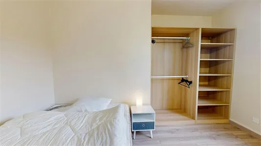 Rooms in Lyon - photo 4